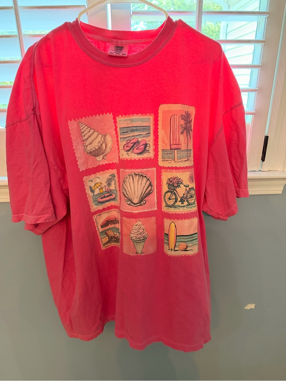 Comfort Colors Pink Beach-Print Short Sleeve T-Shirt